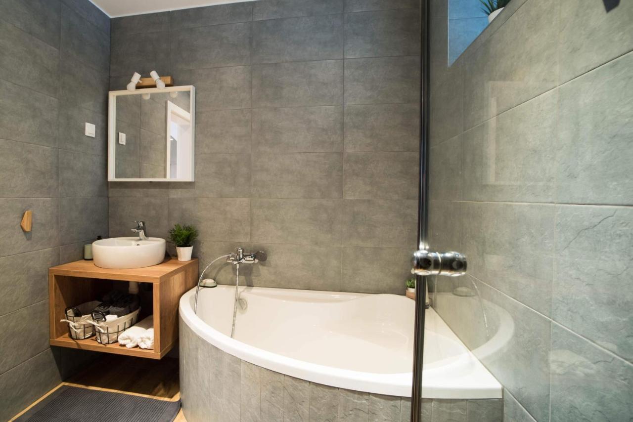 Pintes 38 Apartment Dunaujvaros Ngoại thất bức ảnh